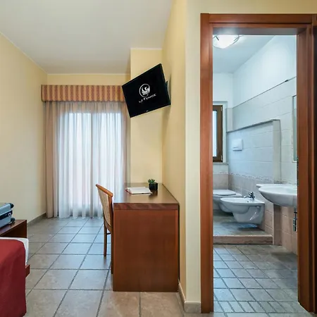 La Fenice Hotell 3*