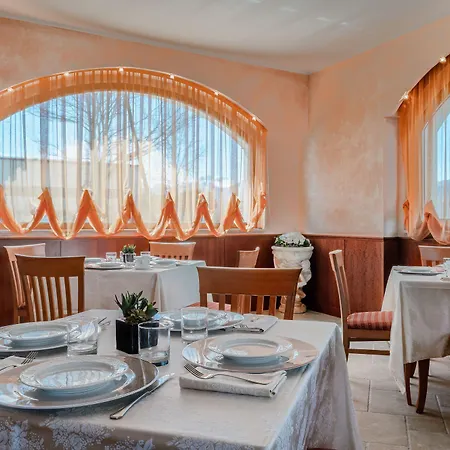 Hotell La Fenice Castel Di Sangro